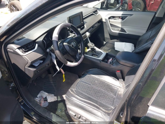 45300681 :رقم المزاد ، 2T3W1RFVXKW043838 vin ، 2019 Toyota Rav4 Xle مزاد بيع