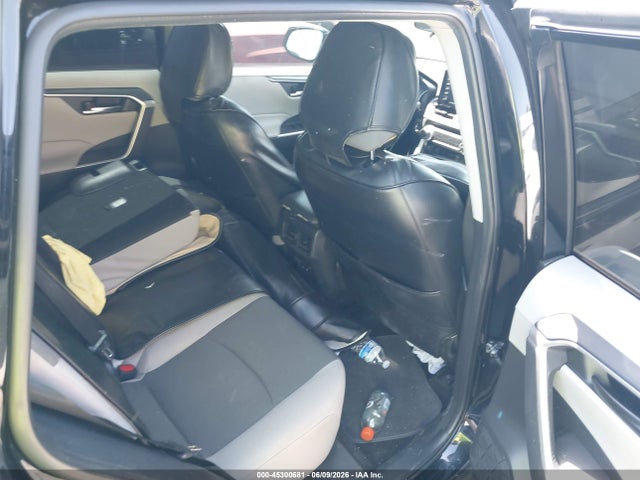 45300681 :رقم المزاد ، 2T3W1RFVXKW043838 vin ، 2019 Toyota Rav4 Xle مزاد بيع