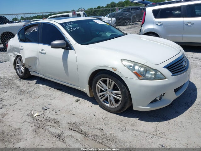 2013 Infiniti G37 Journey მანქანა იყიდება აუქციონზე, vin: JN1CV6AP4DM305239, აუქციონის ნომერი: 45300683