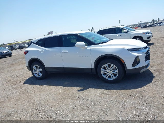 45300696 :رقم المزاد ، 3GNKBHR48MS553573 vin ، 2021 Chevrolet Blazer Awd 2lt مزاد بيع