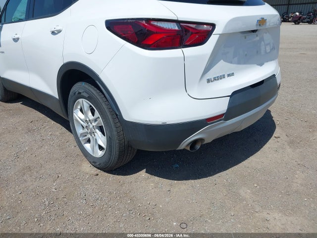 45300696 :رقم المزاد ، 3GNKBHR48MS553573 vin ، 2021 Chevrolet Blazer Awd 2lt مزاد بيع