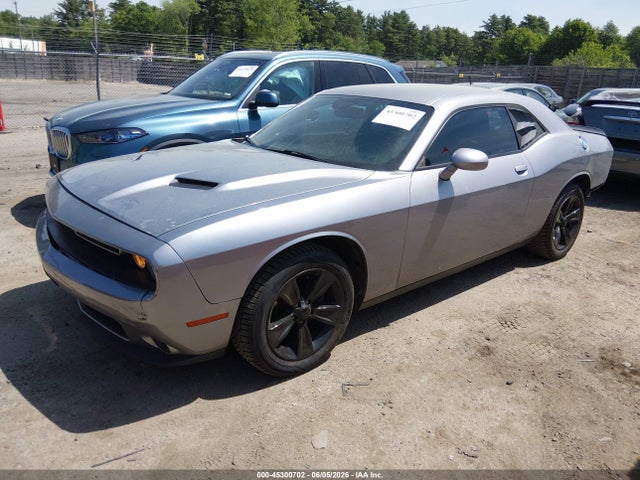 Dodge Challenger Sxt 2017 2C3CDZAG4HH600744 Image 2