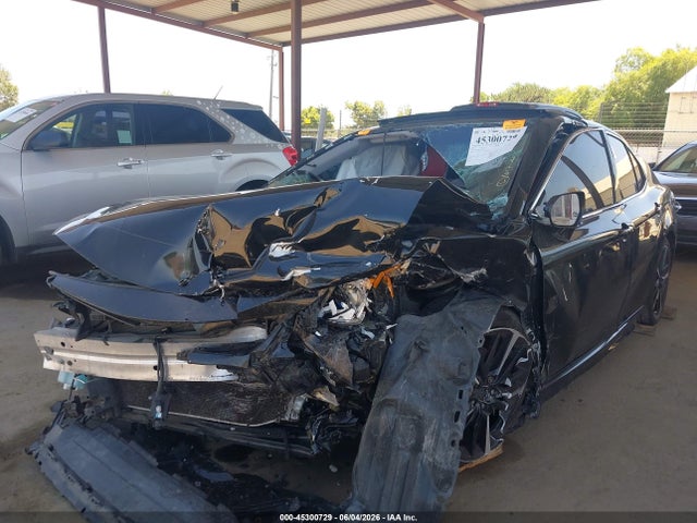 4T1B61HK4JU084879 Toyota CAMRY XSE