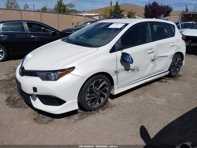 Toyota COROLLA IM 2018 JTNKARJE0JJ573119 Image 2