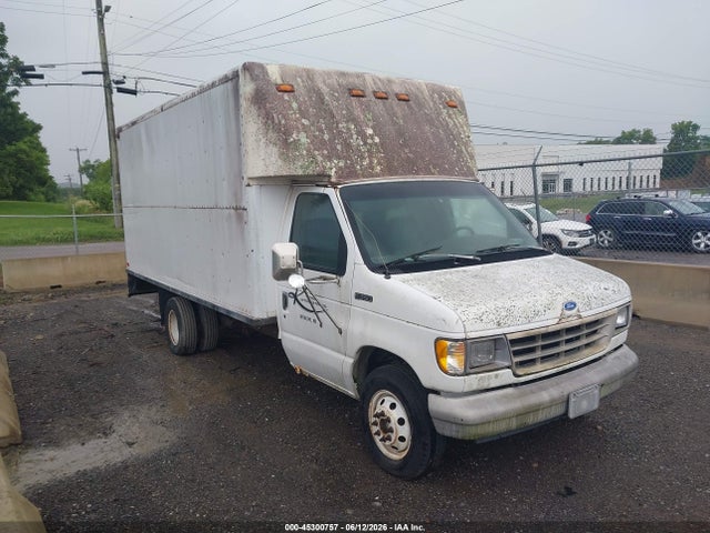 45300757 :رقم المزاد ، 1FDKE37HXPHB46081 vin ، 1993 Ford Econoline E350 Cutaway Van مزاد بيع