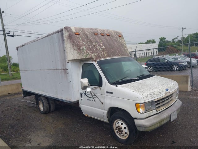 45300757 :رقم المزاد ، 1FDKE37HXPHB46081 vin ، 1993 Ford Econoline E350 Cutaway Van مزاد بيع