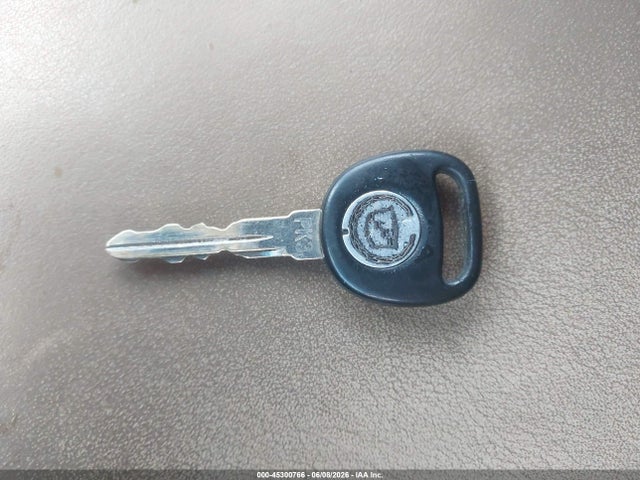 2004 Cadillac Deville Standard მანქანა იყიდება აუქციონზე, vin: 1G6KD54Y44U116359, აუქციონის ნომერი: 45300766