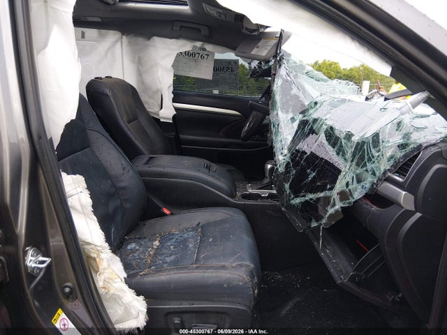 Aukcja sprzedaży 2019 Toyota Highlander Xle, vin: 5TDJZRFH3KS591999, numer aukcji: 45300767