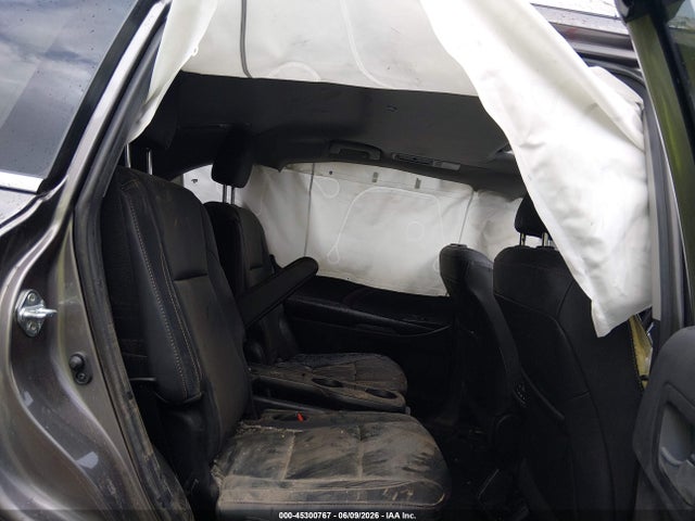 Продажа на аукционе авто 2019 Toyota Highlander Xle, vin: 5TDJZRFH3KS591999, номер лота: 45300767