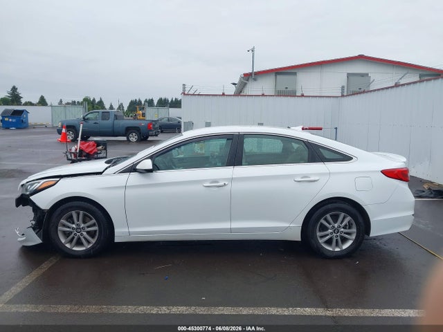 Hyundai SONATA SE 2015 5NPE24AF4FH220098 Image 15