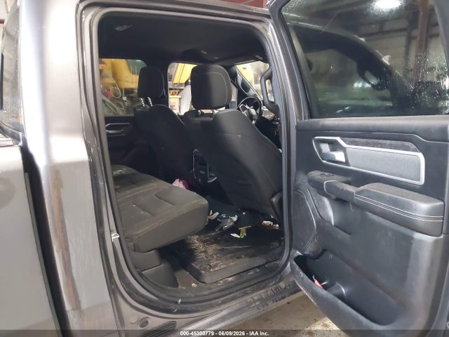 Продажа на аукционе авто 2021 Ram 1500 Big Horn  4x4 5'7 Box, vin: 1C6SRFFT8MN804095, номер лота: 45300779