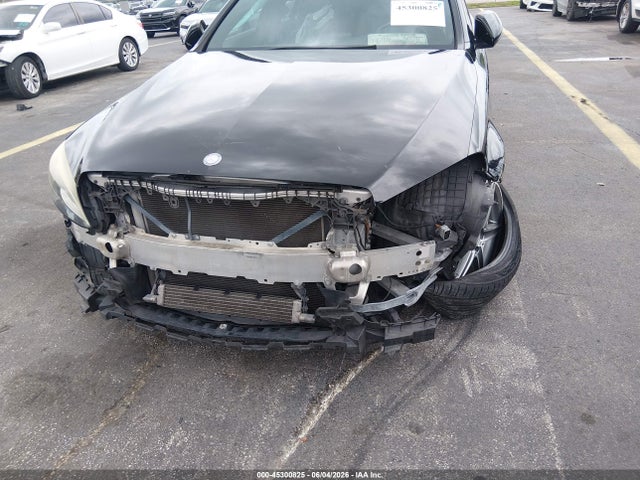 Продажа на аукционе авто 2015 Mercedes-benz C 300 Sport, vin: 55SWF4JB5FU080842, номер лота: 45300825