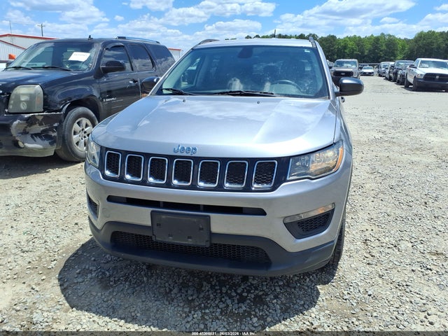 3C4NJDAB4JT359642 Jeep Compass Sport 4x4