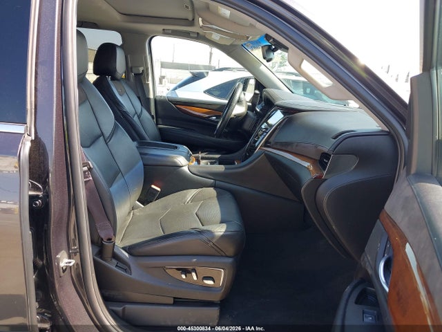 2016 Cadillac Escalade Luxury Collection მანქანა იყიდება აუქციონზე, vin: 1GYS3BKJ8GR432708, აუქციონის ნომერი: 45300834