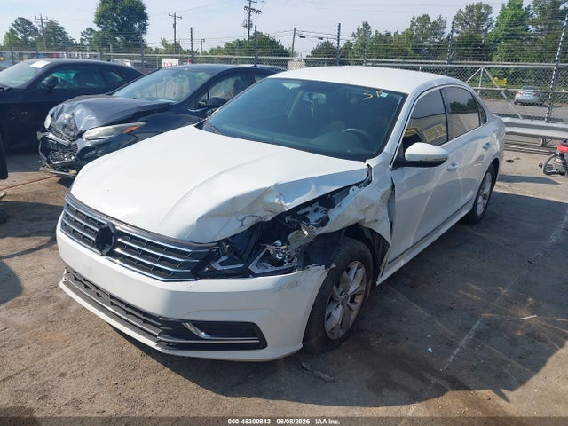 Продажа на аукционе авто 2016 Volkswagen Passat 1.8t S, vin: 1VWAT7A3XGC033865, номер лота: 45300843