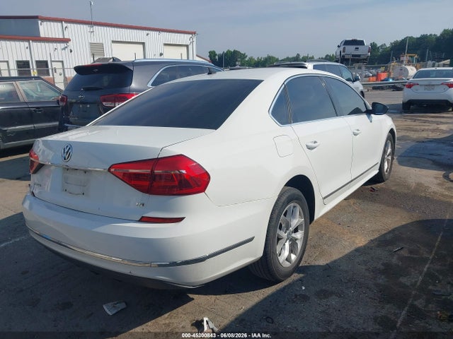 Aukcja sprzedaży 2016 Volkswagen Passat 1.8t S, vin: 1VWAT7A3XGC033865, numer aukcji: 45300843