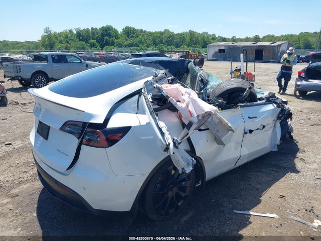 Продаж на аукціоні авто 2023 Tesla Model Y Awd/long Range Dual Motor All-wheel Drive, vin: 7SAYGAEE4PF757796, номер лоту: 45300879