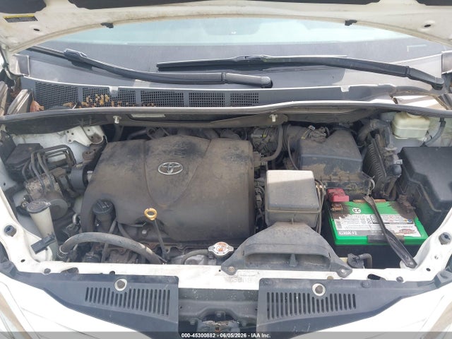 Aukcja sprzedaży 2017 Toyota Sienna Le 8 Passenger, vin: 5TDKZ3DC6HS836439, numer aukcji: 45300882