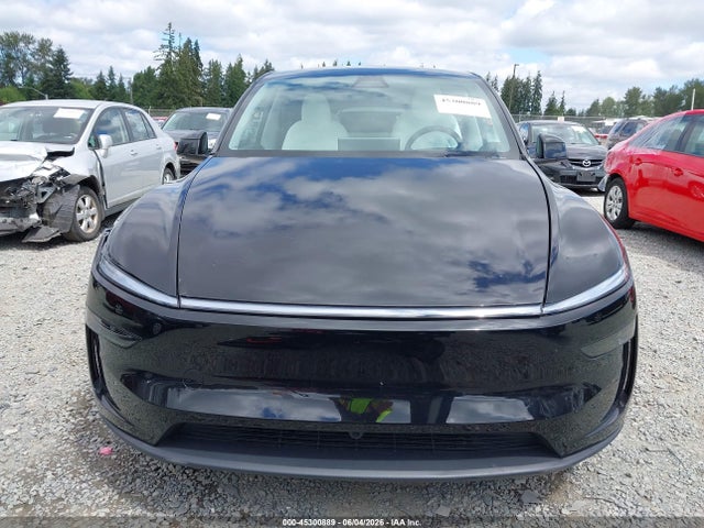 45300889 :رقم المزاد ، 7SAYGDEE0TF560524 vin ، 2026 Tesla Model Y All-wheel Drive/long Range Launch Series/premium All-wheel Drive مزاد بيع