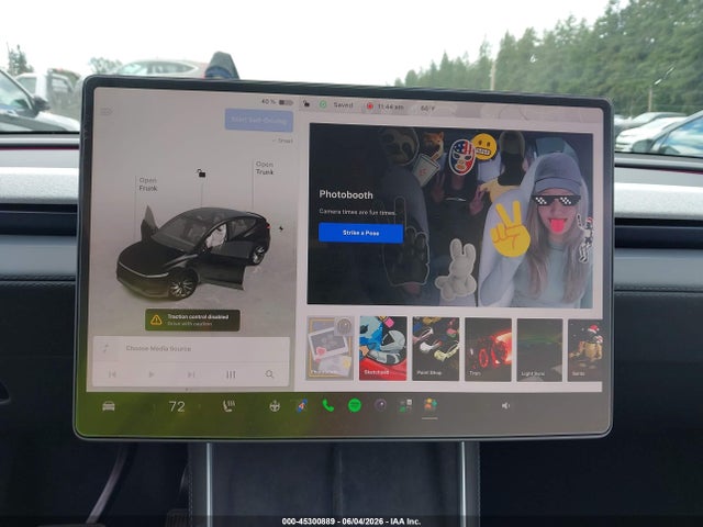45300889 :رقم المزاد ، 7SAYGDEE0TF560524 vin ، 2026 Tesla Model Y All-wheel Drive/long Range Launch Series/premium All-wheel Drive مزاد بيع