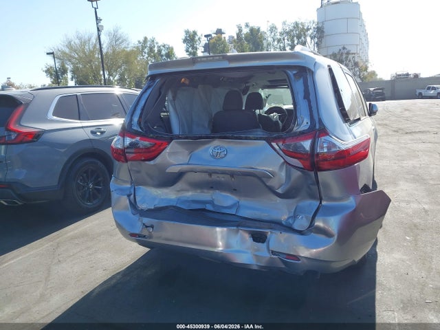 Toyota SIENNA XLE 2020 5TDYZ3DC6LS065662 Image 17