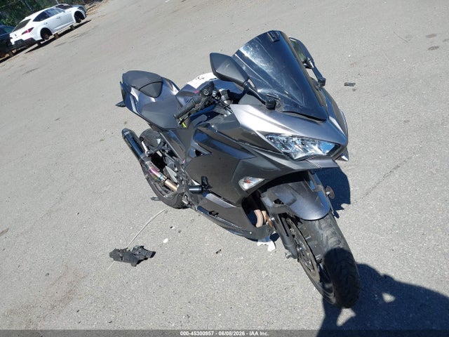 Kawasaki EX400 2021 JKAEXKG11MDAE0719 Image 1