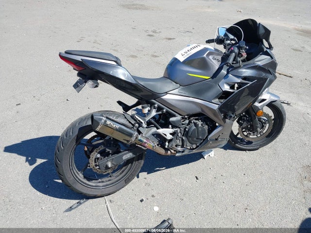 Kawasaki EX400 2021 JKAEXKG11MDAE0719 Image 12