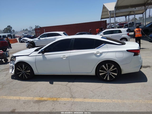1N4BL4CV2MN418184 Nissan Altima Sr Fwd