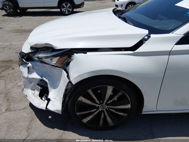 1N4BL4CV2MN418184 Nissan Altima Sr Fwd