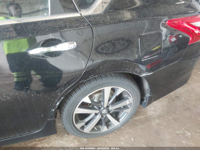 45300984 :رقم المزاد ، 1N4AL3AP5GC181569 vin ، 2016 Nissan Altima 2.5 Sr مزاد بيع