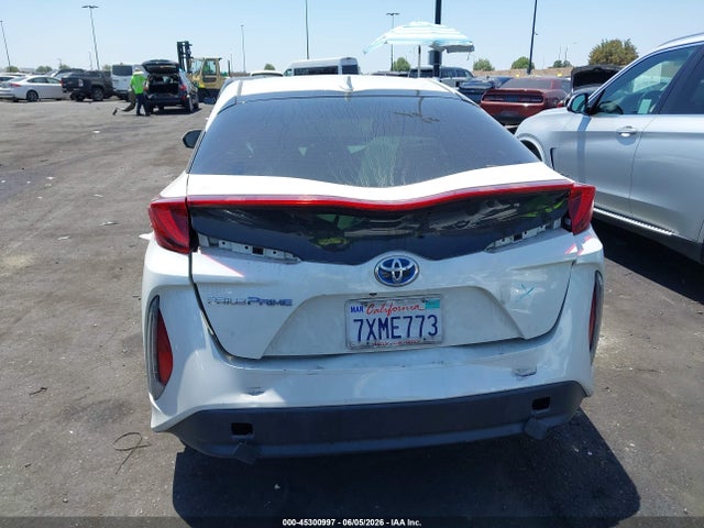 JTDKARFP2H3009887 Toyota Prius Prime Premium