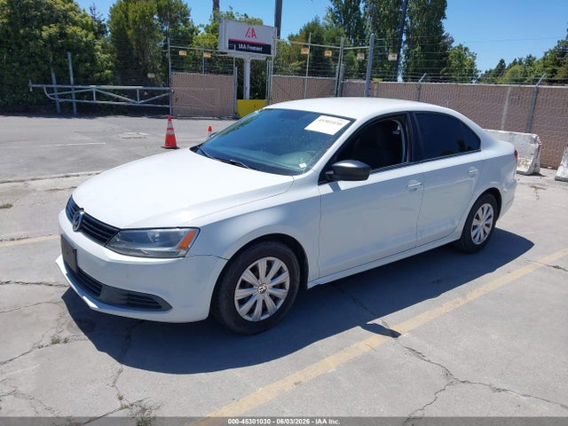 2014 Volkswagen Jetta 2.0l S მანქანა იყიდება აუქციონზე, vin: 3VW2K7AJ0EM413329, აუქციონის ნომერი: 45301030