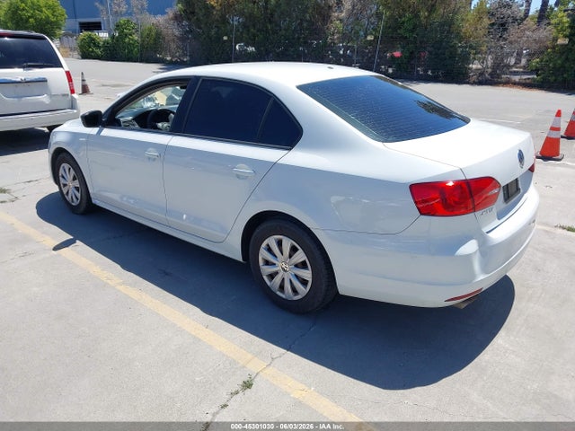2014 Volkswagen Jetta 2.0l S მანქანა იყიდება აუქციონზე, vin: 3VW2K7AJ0EM413329, აუქციონის ნომერი: 45301030