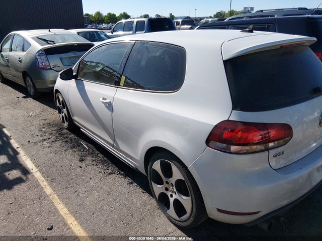 2011 Volkswagen Gti 2-door მანქანა იყიდება აუქციონზე, vin: WVWFV7AJ5BW135843, აუქციონის ნომერი: 45301040