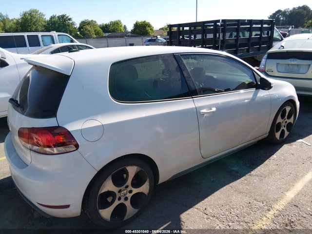 2011 Volkswagen Gti 2-door მანქანა იყიდება აუქციონზე, vin: WVWFV7AJ5BW135843, აუქციონის ნომერი: 45301040