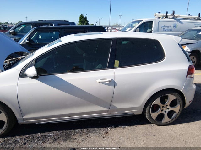 2011 Volkswagen Gti 2-door მანქანა იყიდება აუქციონზე, vin: WVWFV7AJ5BW135843, აუქციონის ნომერი: 45301040