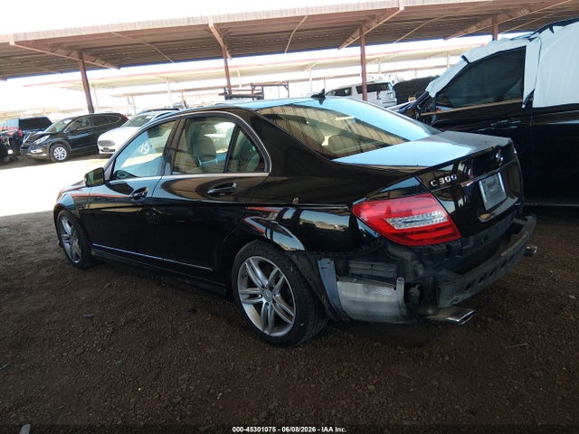 Aukcja sprzedaży 2013 Mercedes-benz C 300 Sport 4matic, vin: WDDGF8AB4DR279830, numer aukcji: 45301075