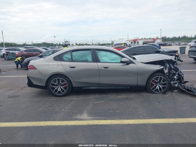 Продаж на аукціоні авто 2026 Bmw I5 Edrive40, vin: WBY63HG01TCX33391, номер лоту: 45301079