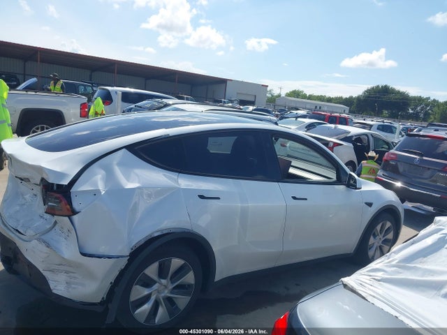 Продажа на аукционе авто 2023 Tesla Model Y Awd/long Range Dual Motor All-wheel Drive, vin: 7SAYGDEE1PA131363, номер лота: 45301090