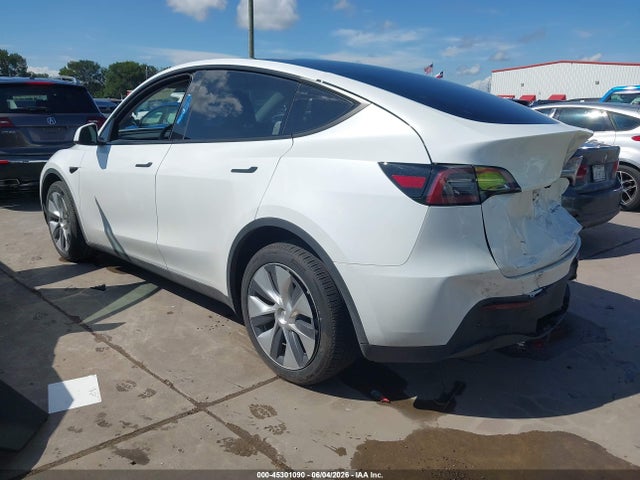 Продажа на аукционе авто 2023 Tesla Model Y Awd/long Range Dual Motor All-wheel Drive, vin: 7SAYGDEE1PA131363, номер лота: 45301090