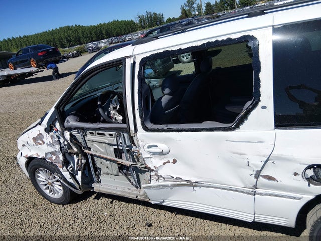 45301106 :رقم المزاد ، 1C4GP54L4YB535697 vin ، 2000 Chrysler Town & Country Lxi مزاد بيع