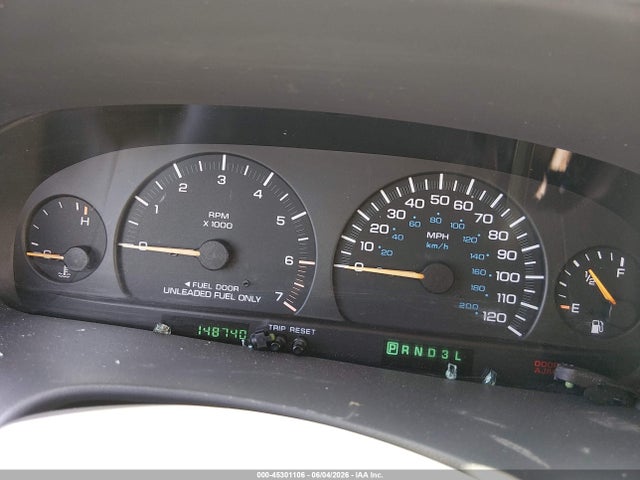 45301106 :رقم المزاد ، 1C4GP54L4YB535697 vin ، 2000 Chrysler Town & Country Lxi مزاد بيع