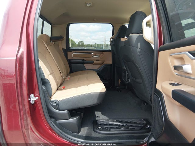 1C6SRFFT9LN310066 RAM 1500 Big Horn 4x4 5&#039;7 Box