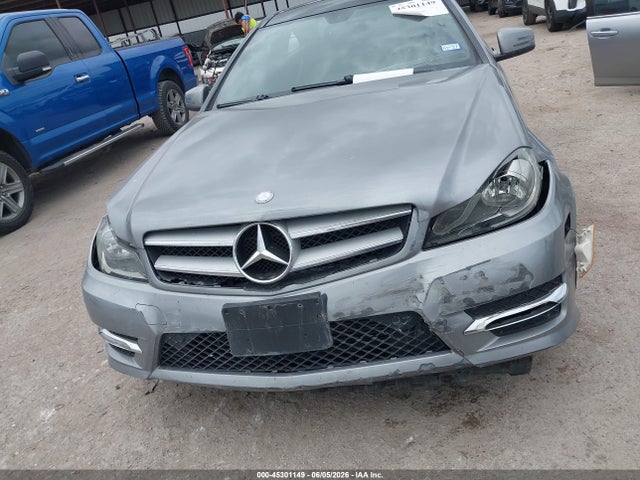 45301149 :رقم المزاد ، WDDGJ4HB7DG048879 vin ، 2013 Mercedes-benz C 250 مزاد بيع