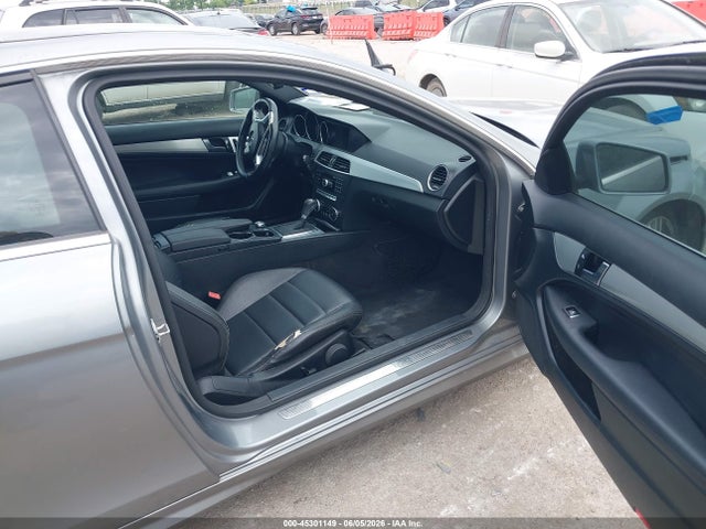 45301149 :رقم المزاد ، WDDGJ4HB7DG048879 vin ، 2013 Mercedes-benz C 250 مزاد بيع