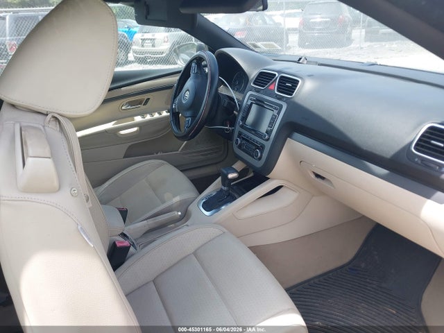 2010 Volkswagen Eos Komfort მანქანა იყიდება აუქციონზე, vin: WVWBA7AH2AV011427, აუქციონის ნომერი: 45301165