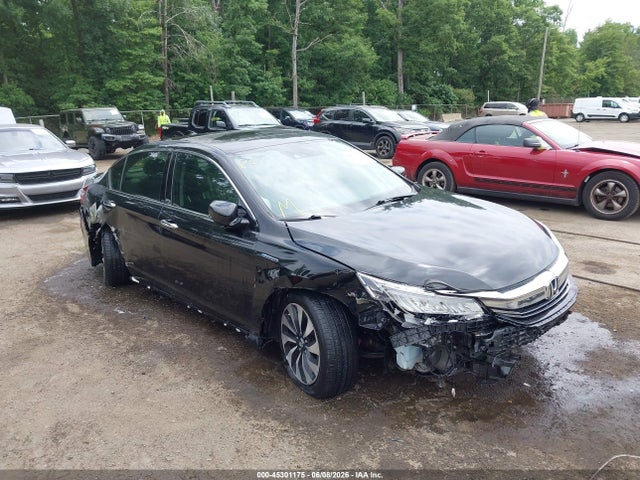 2017 Honda Accord Hybrid Touring მანქანა იყიდება აუქციონზე, vin: JHMCR6F70HC000308, აუქციონის ნომერი: 45301175