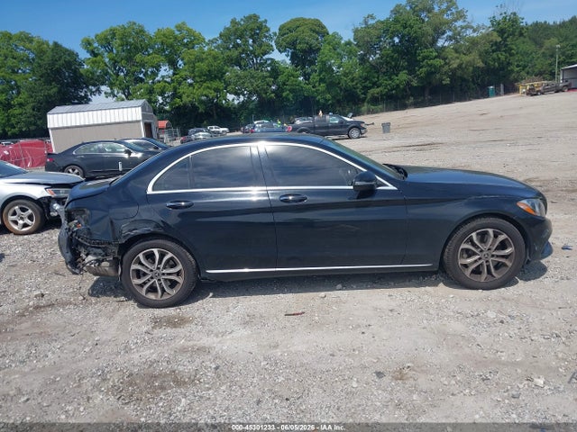 Продаж на аукціоні авто 2018 Mercedes-benz C 300 4matic, vin: 55SWF4KB3JU252695, номер лоту: 45301233