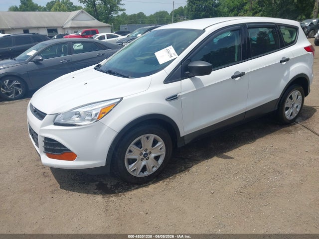 Продажа на аукционе авто 2016 Ford Escape S, vin: 1FMCU0F72GUA61435, номер лота: 45301238