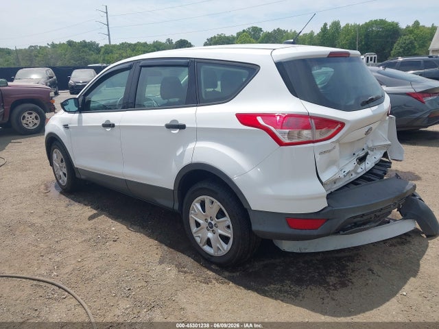 Продажа на аукционе авто 2016 Ford Escape S, vin: 1FMCU0F72GUA61435, номер лота: 45301238